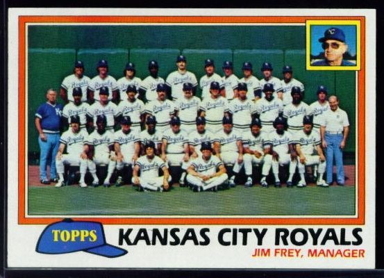 81T 667 Royals Team.jpg